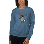 Tupfen Pose Raccoon Sweatshirt