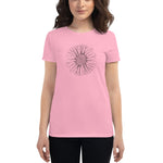 Daisy Fit T-Shirt